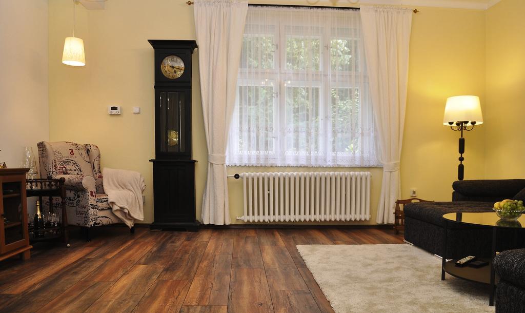 Atmospheric Quiet Apartment Praga Exterior foto