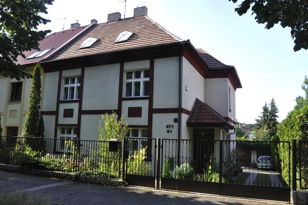 Atmospheric Quiet Apartment Praga Exterior foto